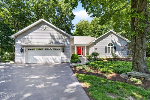 34 W Skyview Drive, Cohoes, NY, 12047 | Card Image