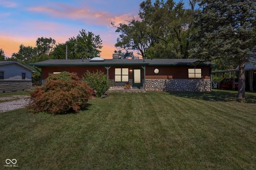 5648 E 22nd St, Indianapolis, IN, 46218-4022 | Card Image