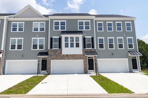 43-43 Dover Ct, Bridgeport, WV, 26330-2036 | Card Image