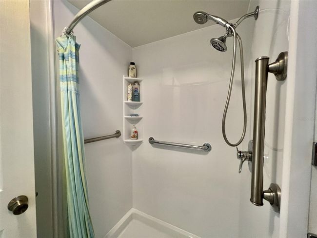 424 Hawthorne Blvd, House other with 2 bedrooms, 2 bathrooms and null parking in LEESBURG FL | Image 55