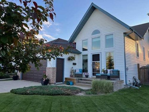 10616 78 Ave, Grande Prairie, AB, T8W2H8 | Card Image