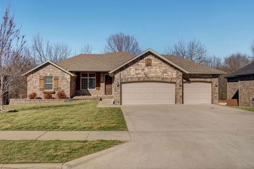 4625 Silo Hills Dr, Springfield, MO, 65802-7116 | Card Image