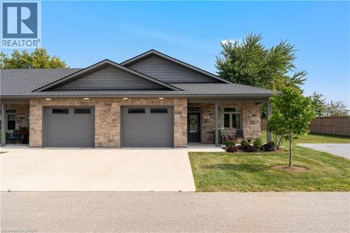 61-375 Mitchell Rd S, Listowel, ON, N4W0H4 | Card Image