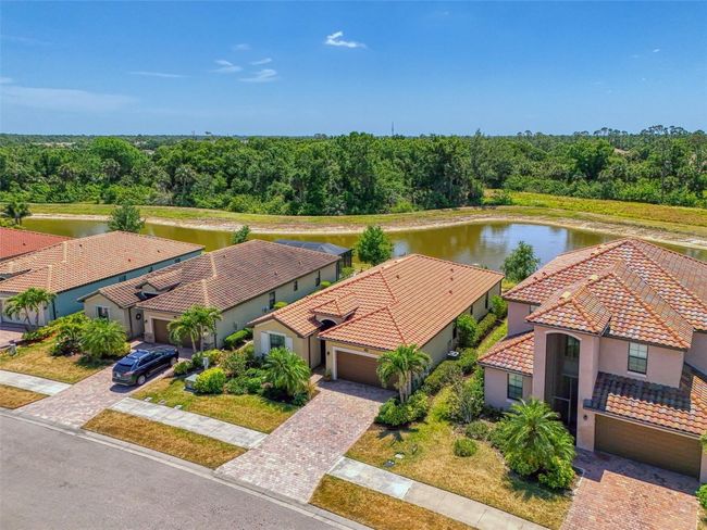 12315 Canavese Ln, House other with 4 bedrooms, 3 bathrooms and null parking in Venice FL | Image 8