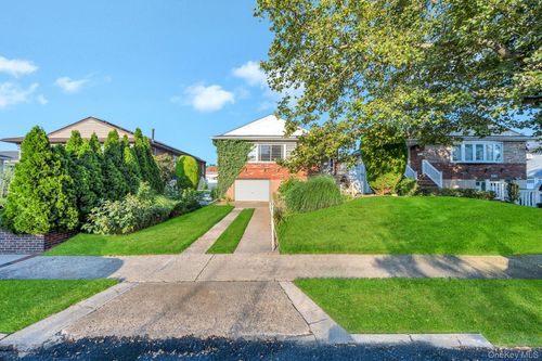 159 89th St, Howard Beach, NY, 11414-3141 | Card Image