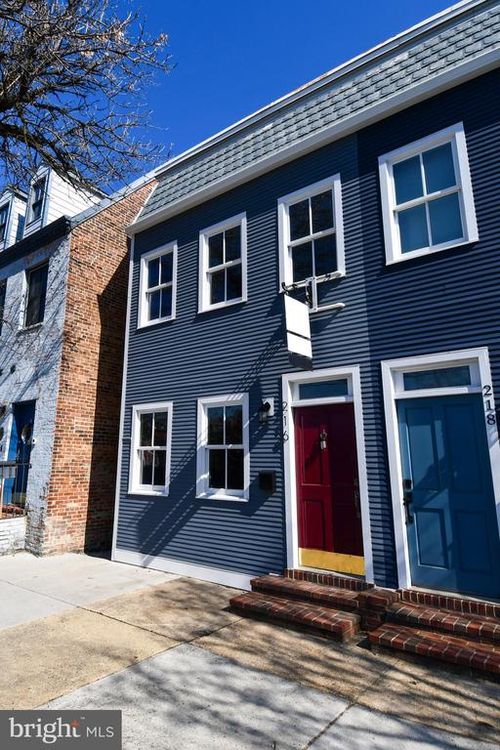 216 S Henry St, ALEXANDRIA, VA, 22314-3522 | Card Image