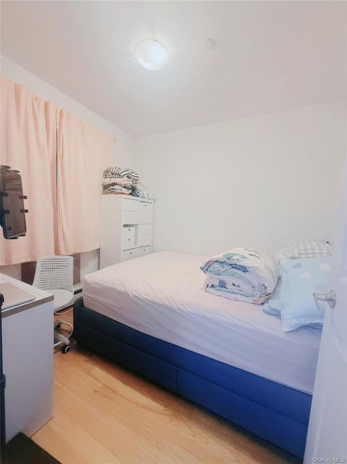 apt-3e-31 Linden Pl, Flushing, NY, 11354-2024 | Card Image