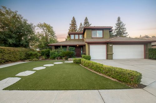 2776 Palo Alto Ave, Clovis, CA, 93611-6827 | Card Image