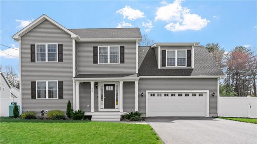 488 Long St, Warwick, RI, 02886-7448 | Card Image