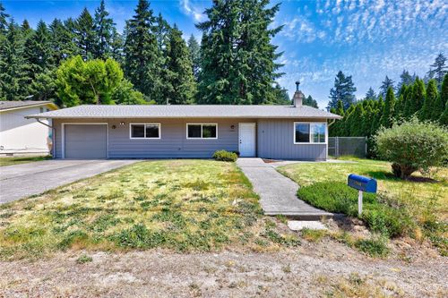 17940 9th Avenue Ne, Poulsbo, WA, 98370 | Card Image