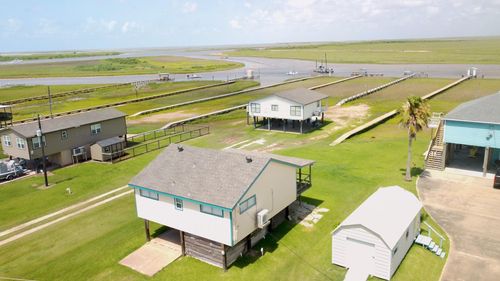 2092 County Road 201, Sargent, TX, 77414-7510 | Card Image