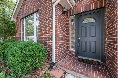 11619 Sonoma Dr, Austin, TX, 78738-5318 | Card Image