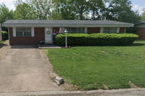 5 Columbus Drive, Belleville, IL, 62226 | Card Image