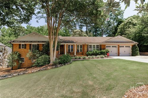 275 Davis Estates Rd, Athens, GA, 30606-5009 | Card Image
