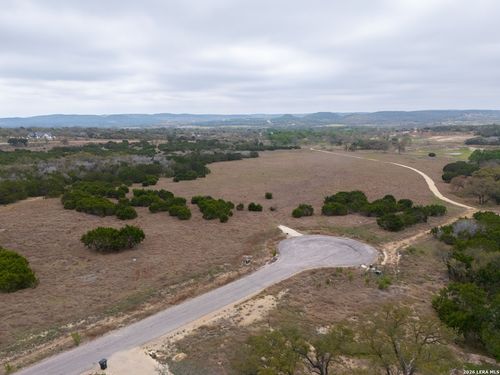 144 Tablerock Ridge Rd E, Center Point, TX, 78010-2217 | Card Image