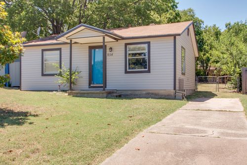854 Mirike Dr, White Settlement, TX, 76108-3030 | Card Image