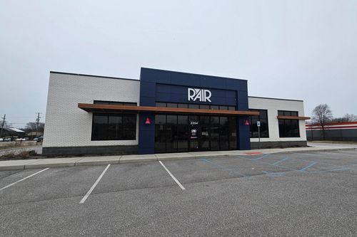 2264 W Main St, Lowell, MI, 49331-9504 | Card Image