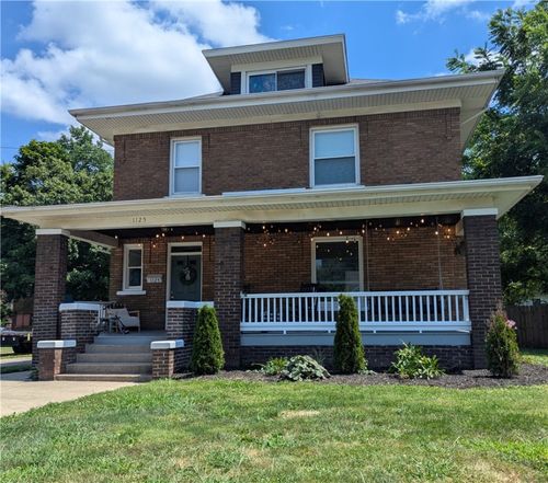 1125 6th St, Charleston, IL, 61920-2735 | Card Image