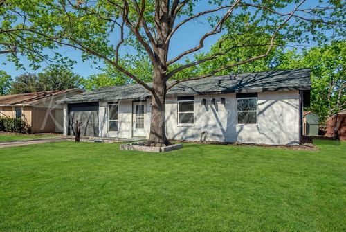 1913 Fairfield Dr, Plano, TX, 75074-5057 | Card Image