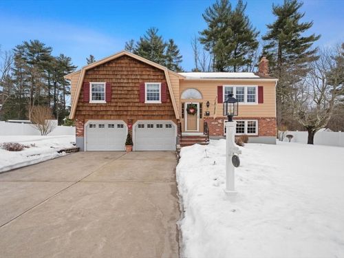 17 Childs Lane, Foxboro, MA, 02035 | Card Image