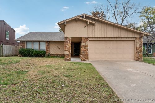 6018 S 92nd East Ave, Tulsa, OK, 74145-8318 | Card Image