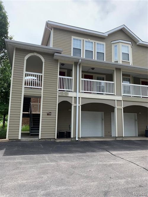 2746 Mcknight Crossing Ct, Saint Louis, MO, 63124-1690 | Card Image
