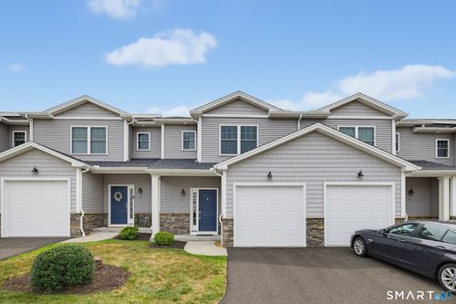 11 Red Rock Ln, Manchester, CT, 06042-1968 | Card Image