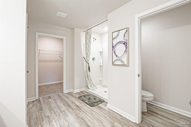 2802 Chevy Cir, House other with 5 bedrooms, 3 bathrooms and 2 parking in Pace FL | Image 20