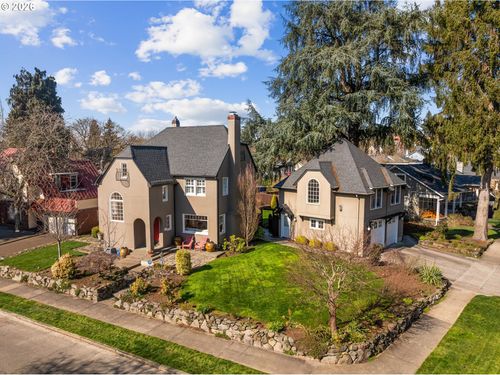 2237 Ne Regents Dr, Portland, OR, 97212-1466 | Card Image