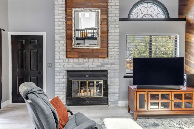 F - 225 Hemingway Ln, Condo with 2 bedrooms, 2 bathrooms and 2 parking in Weldon Spring MO | Image 4