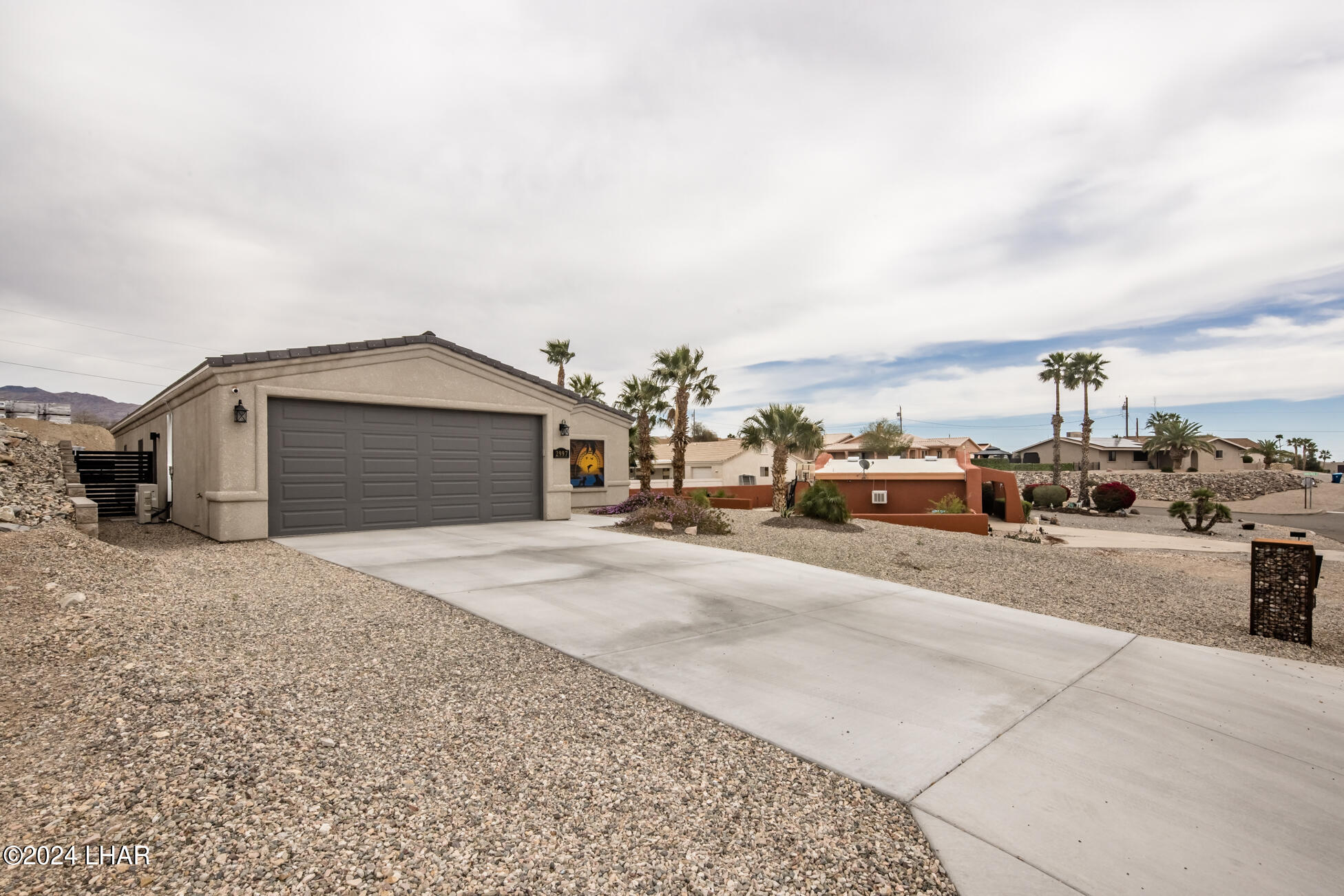 Edgewood Dr, Lake Havasu City, AZ 86406