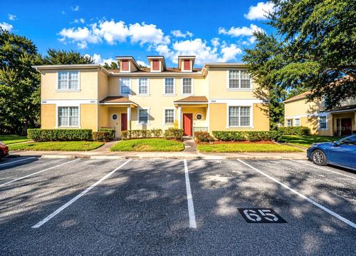 1965 Fiesta Ridge Ct, TAMPA, FL, 33604-7700 | Card Image