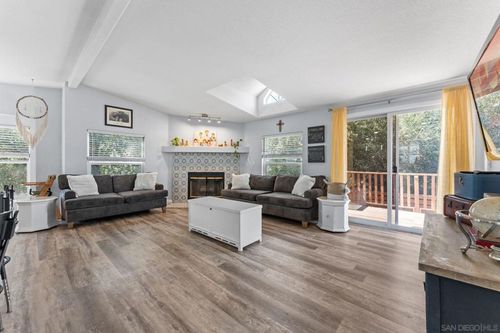 spc-58-13490 Highway 8 Business, Lakeside, CA, 92040-5232 | Card Image