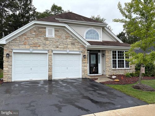 131 Honey Flower Dr, Bordentown Township, NJ, 08620-9693 | Card Image