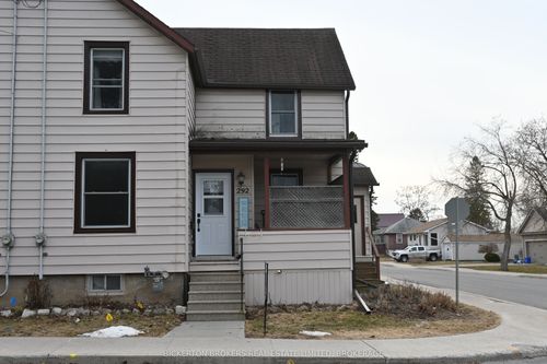 292 William St N, Gananoque, ON, K7G1S5 | Card Image