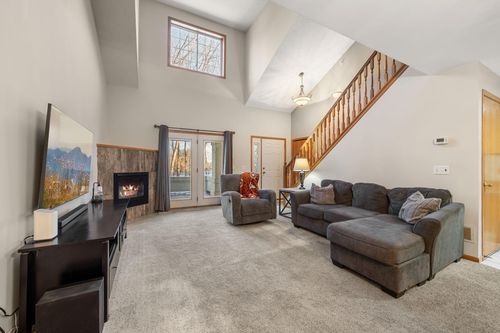 4691 Centerville Rd, White Bear Tp, MN, 55127-2338 | Card Image