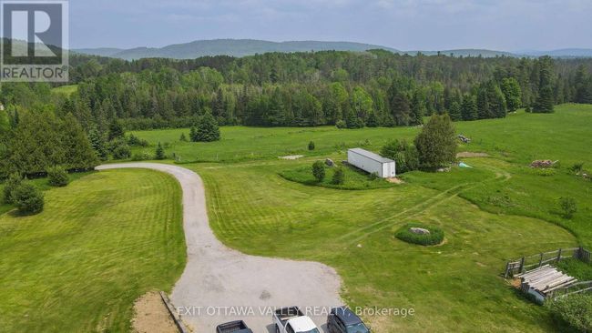 2112 Schutt Rd, House other with 3 bedrooms, 3 bathrooms and 6 parking in Palmer Rapids ON | Image 41