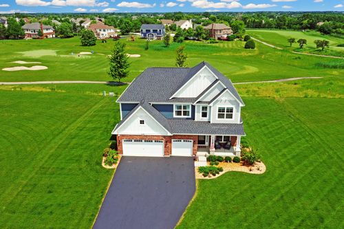10 Crystal Downs Dr, Hawthorn Woods, IL, 60047 | Card Image