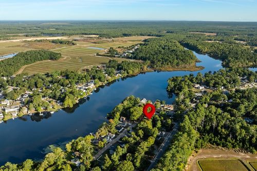 25 Lakeview Dr, East Wareham, MA, 02538-1415 | Card Image