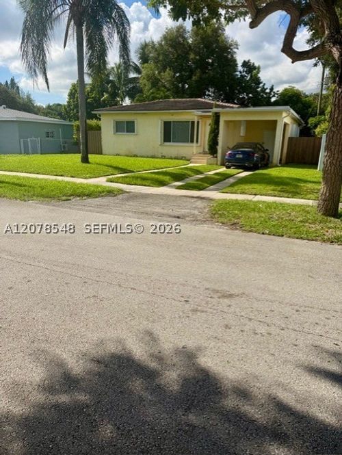 270 Ne 169th St, North Miami Beach, FL, 33162-2328 | Card Image