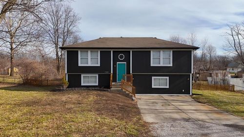 17403 Monte Verde Dr, Belton, MO, 64012-2843 | Card Image