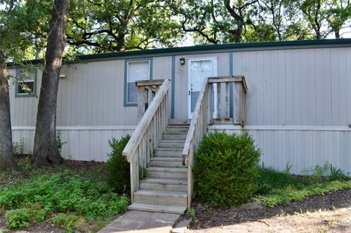 606 Chinn Chapel Rd, Copper Canyon, TX, 75077-8517 | Card Image