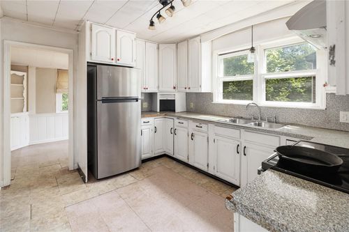 18 Locust Drive, Somers, NY, 10541 | Card Image