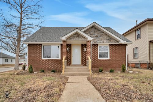 702 S Lincoln Ave, Kankakee, IL, 60901-5536 | Card Image