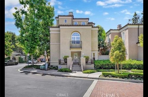 37 Via Amanti, Newport Coast, CA, 92657-1125 | Card Image