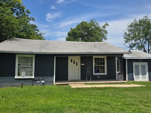 1021 Mulberry St, Sulphur Springs, TX, 75482-2053 | Card Image