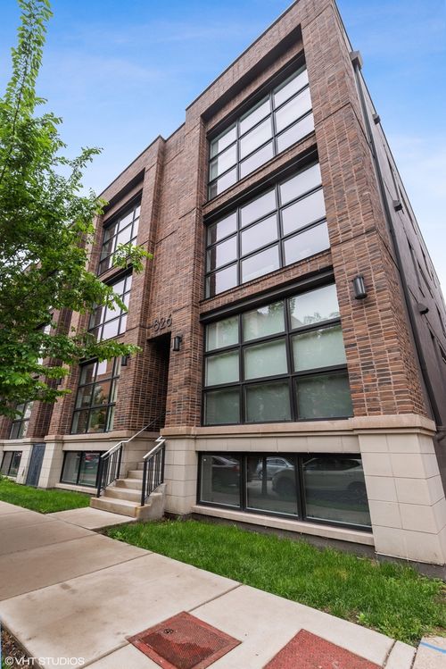 2n-826 Marshfield Ave, Chicago, IL, 60622-0037 | Card Image