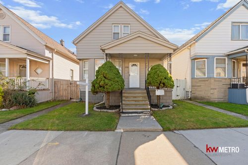 1958 Norwalk St, Hamtramck, MI, 48212-3451 | Card Image