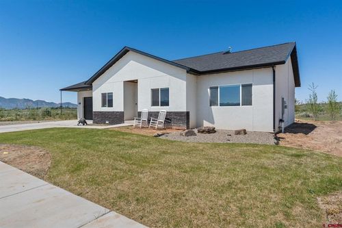 1517 Golf Course Ln, Cortez, CO, 81321-8305 | Card Image