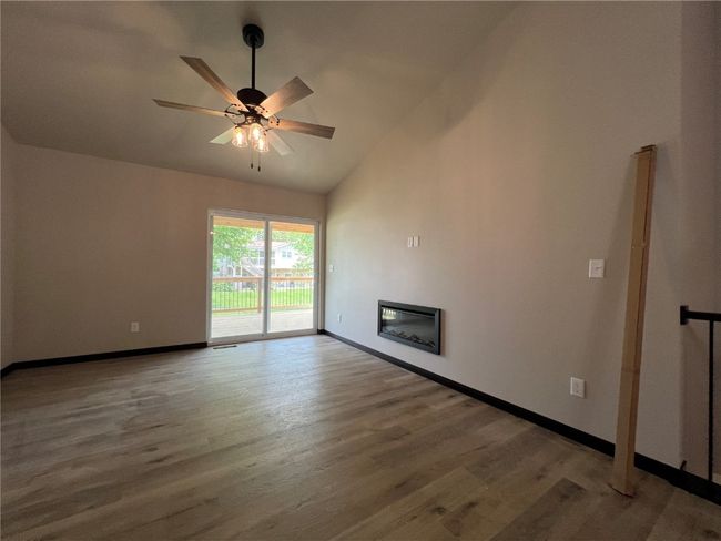 817 Prairie View Dr, Condo with 4 bedrooms, 3 bathrooms and null parking in West Branch IA | Image 12
